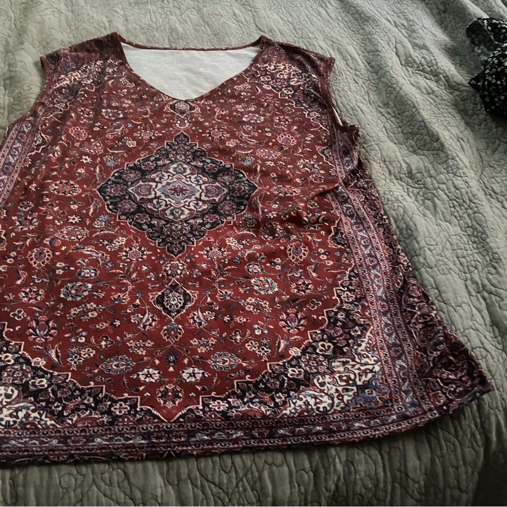 Sleeveless Top with Red Bohemian Pattern